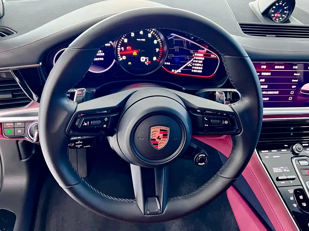 Porsche Panamera — фото 16