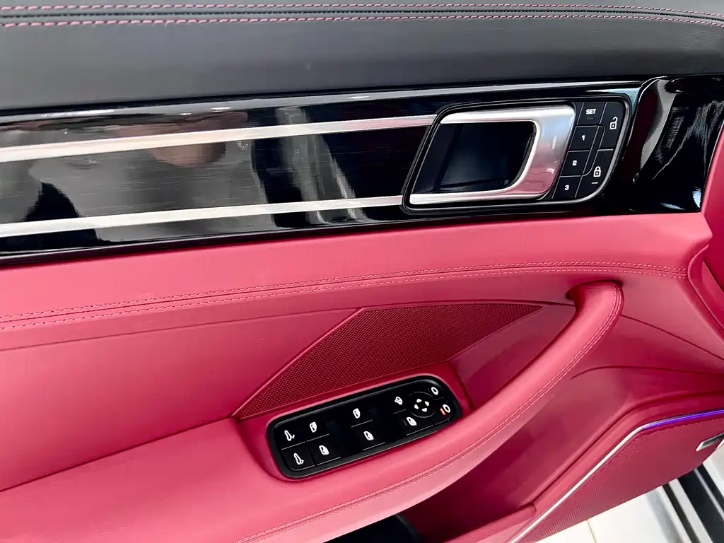 Porsche Panamera — фото 21