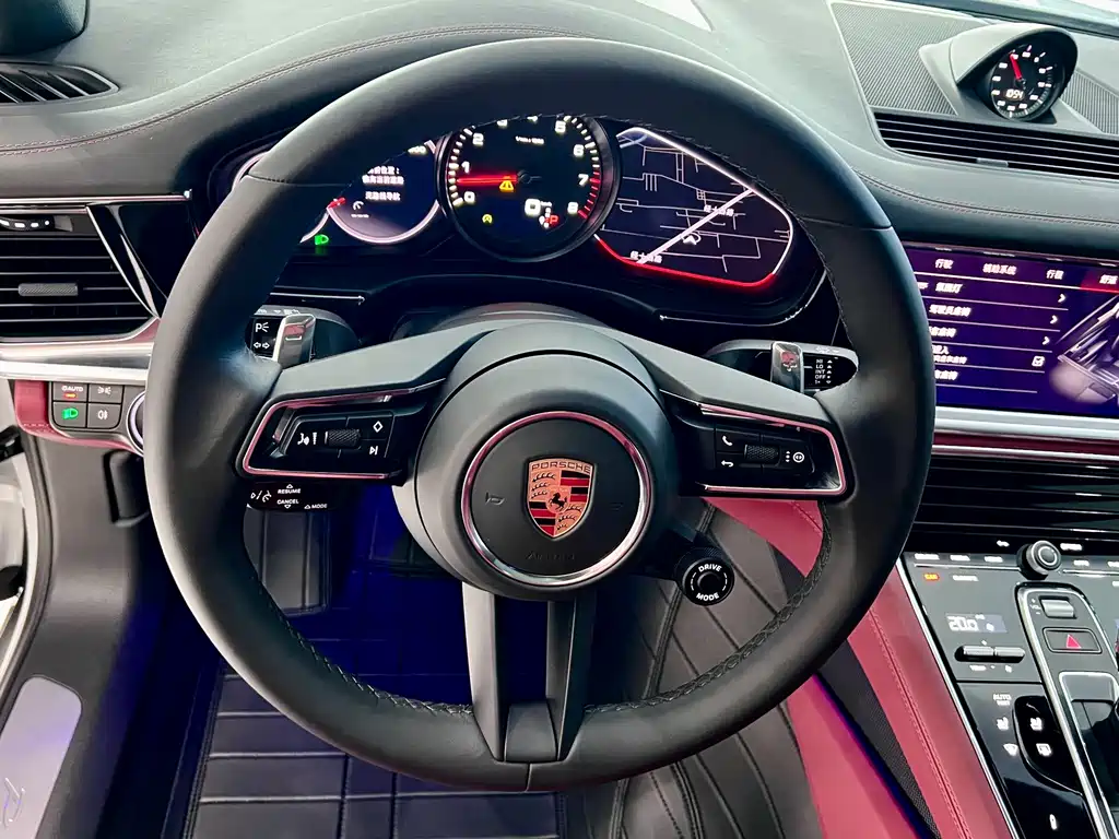Porsche Panamera — фото 17