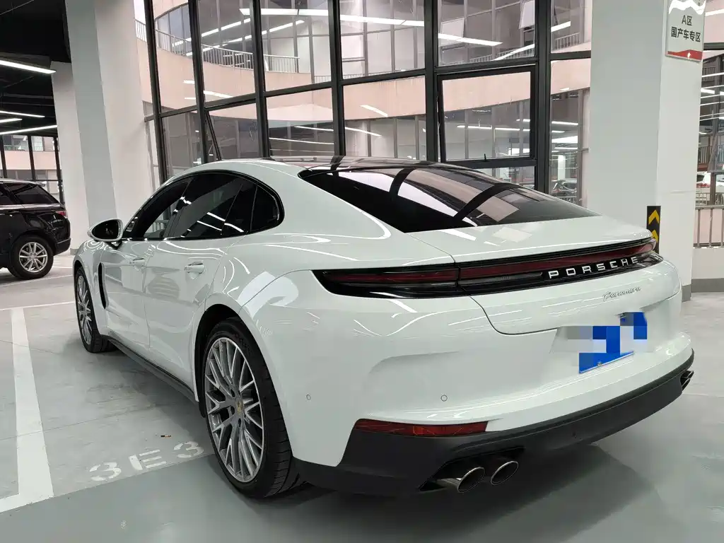 Porsche Panamera — фото 13