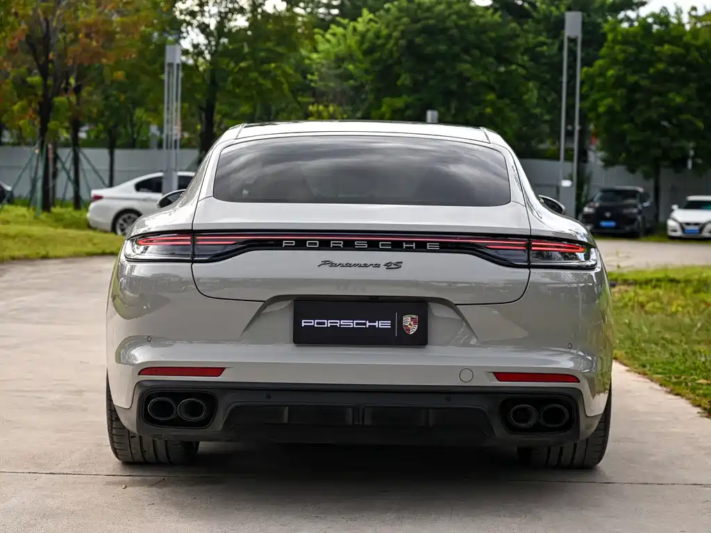 Porsche Panamera — фото 5