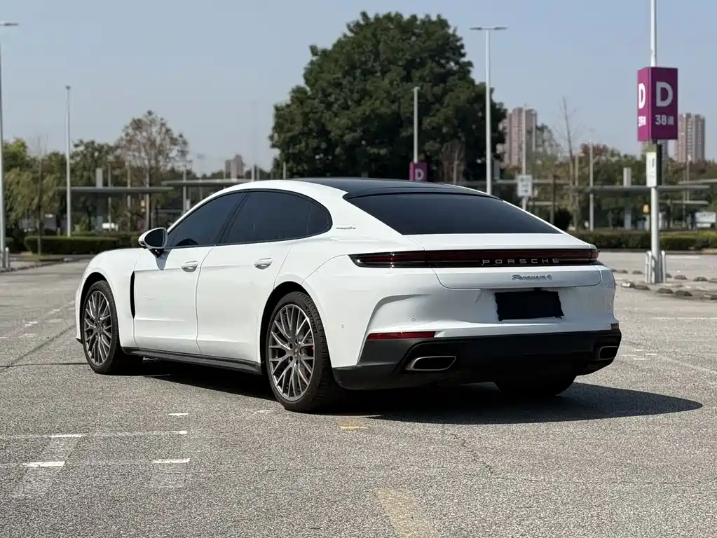 Porsche Panamera — фото 6