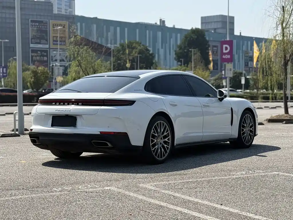 Porsche Panamera — фото 8