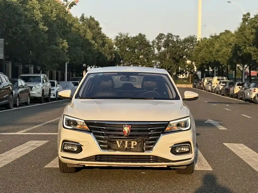 Roewe i5 — фото 2