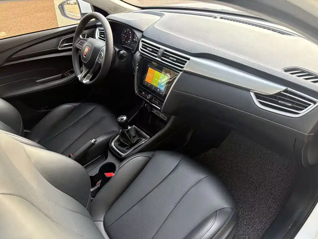 Roewe i5 — фото 11