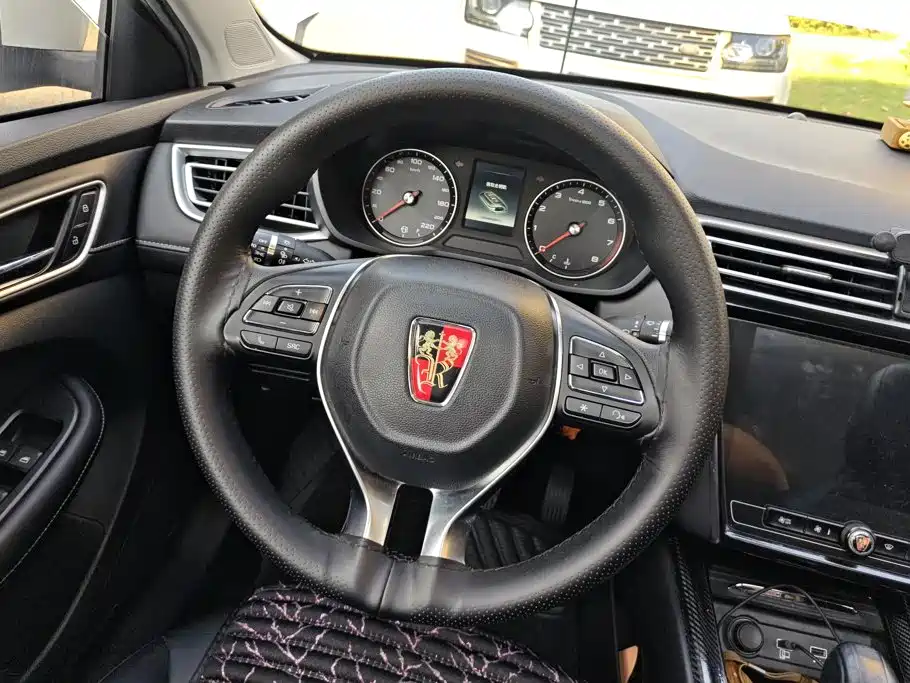 Roewe i5 — фото 14