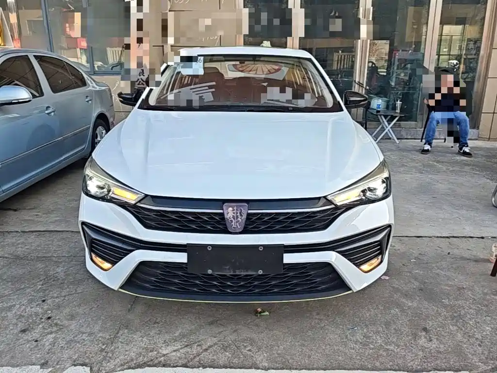 Roewe i5 — фото 3