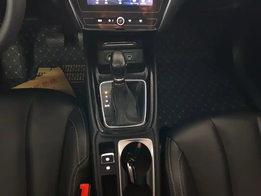 Roewe i5 — фото 14