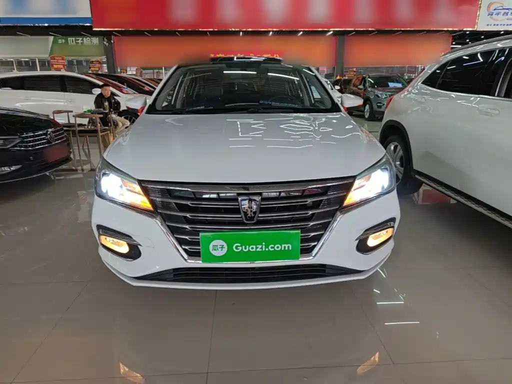 Roewe i5 — фото 3