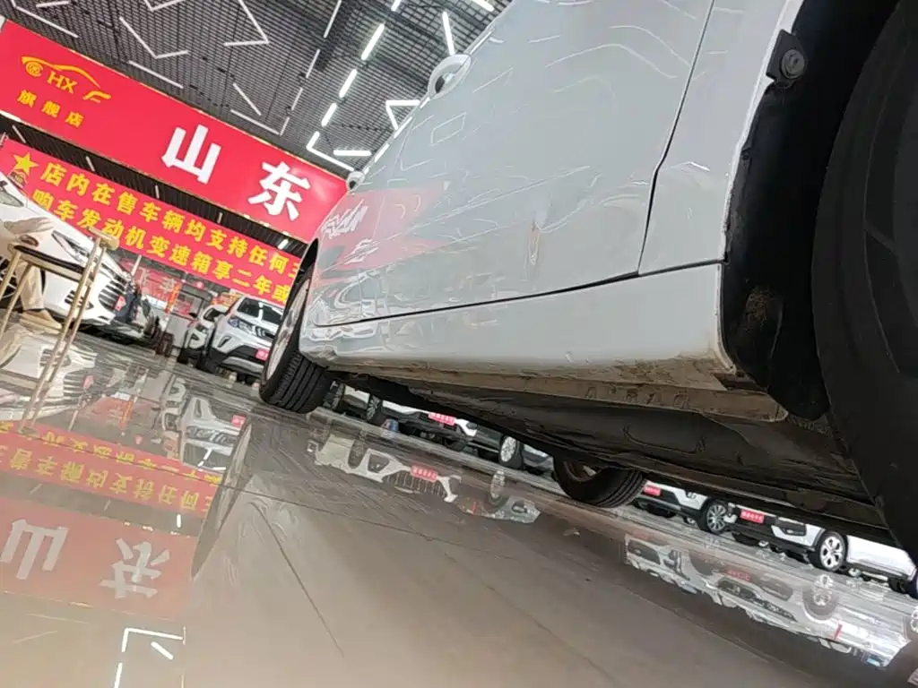 Roewe i5 — фото 21
