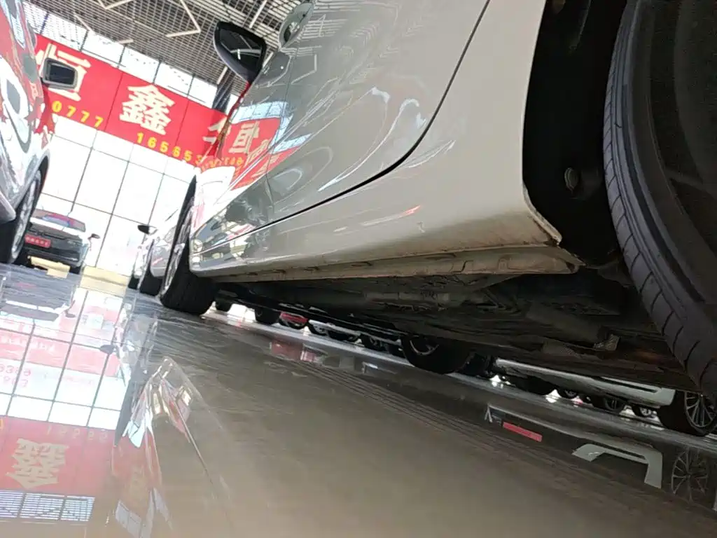 Roewe i5 — фото 22