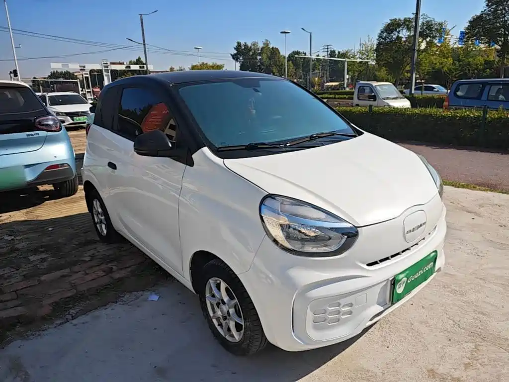 Roewe Clever — фото 4