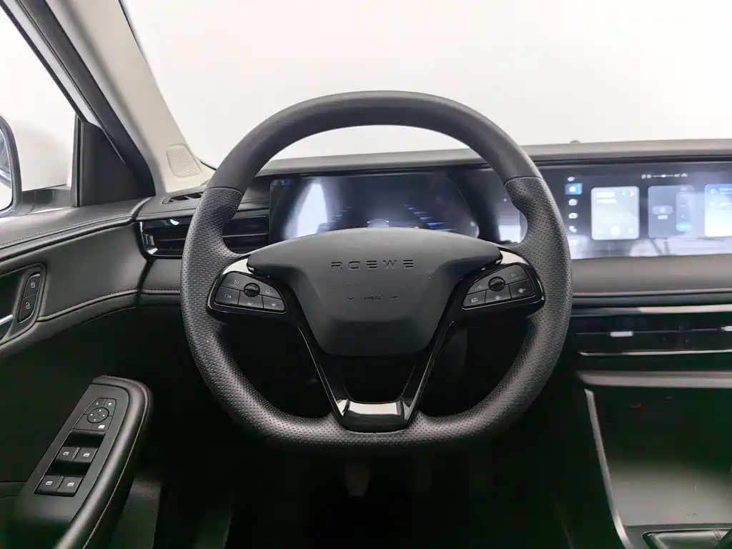 Roewe i5 — фото 11