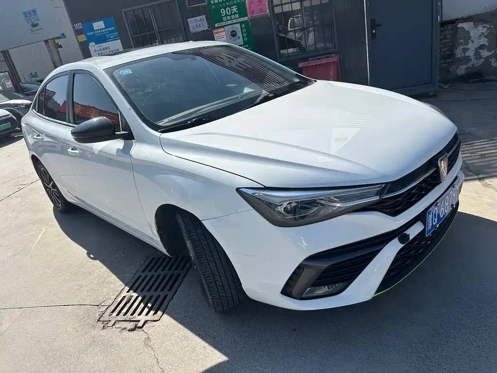 Roewe i5 — фото 3