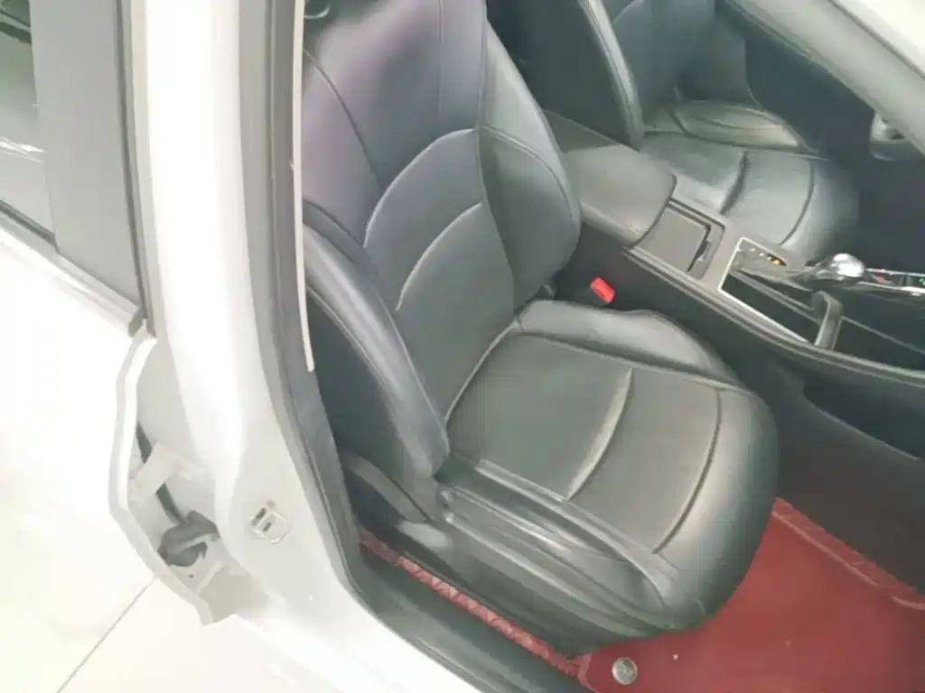 Roewe i5 — фото 25