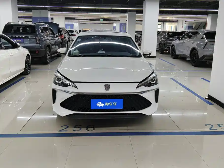 Roewe i5 — фото 2