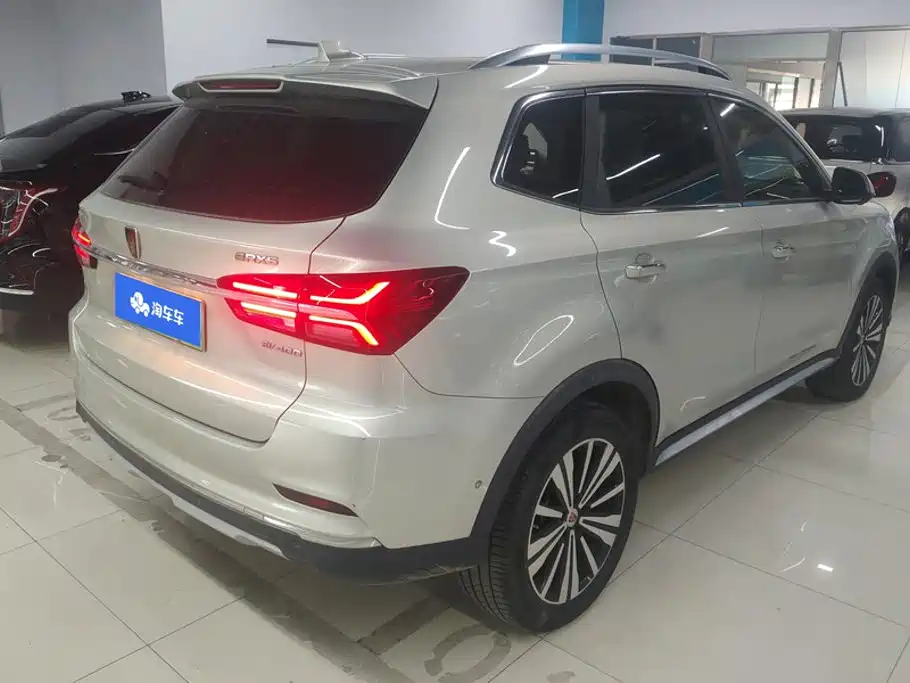 Roewe RX5 New Energy — фото 3