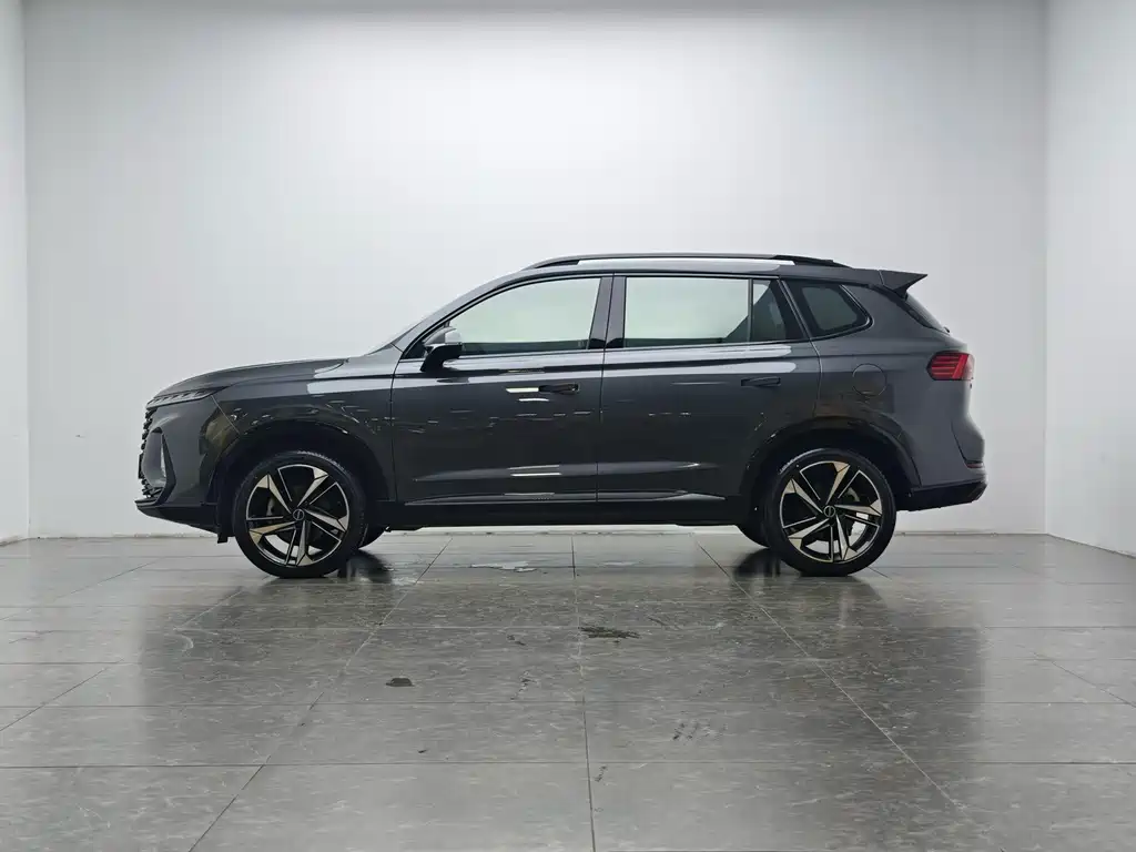 Roewe RX5 MAX — фото 10