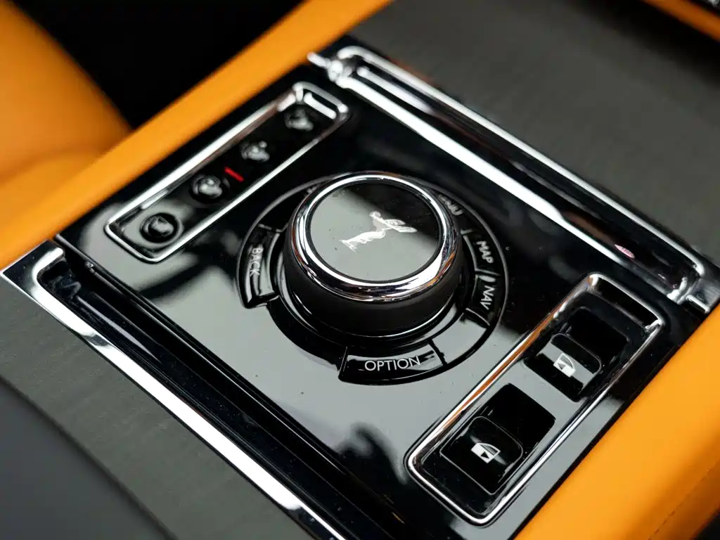Rolls-Royce Ghost — фото 24