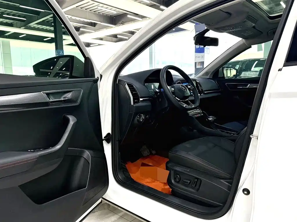 Skoda Karoq — фото 4