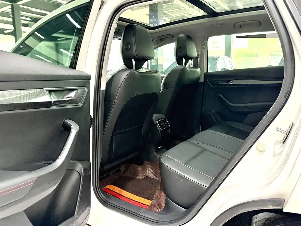 Skoda Karoq — фото 5
