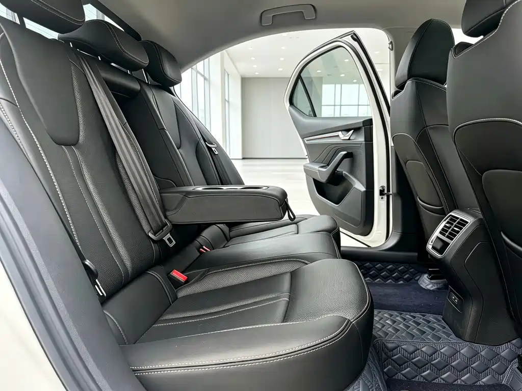 Skoda Octavia — фото 13