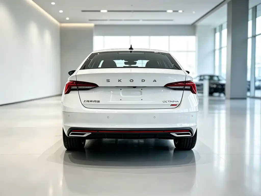 Skoda Octavia — фото 5