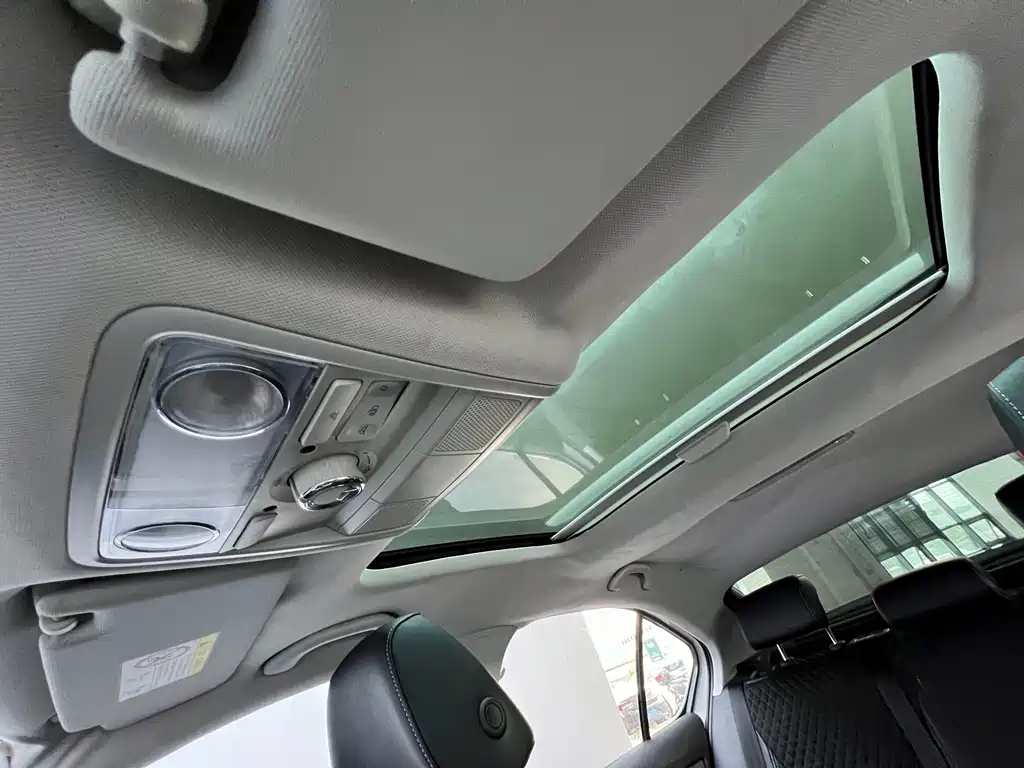 Skoda Octavia — фото 18