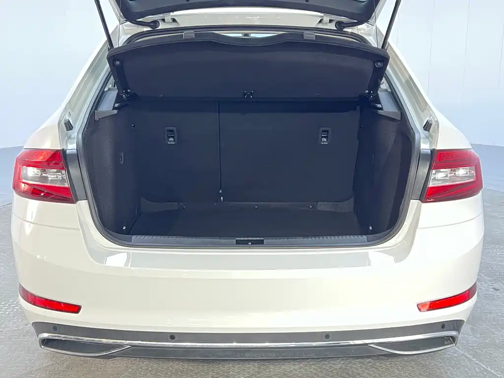 Skoda Octavia — фото 20