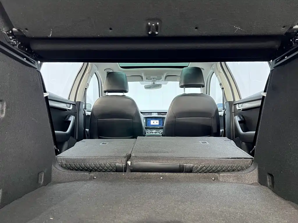 Skoda Octavia — фото 21