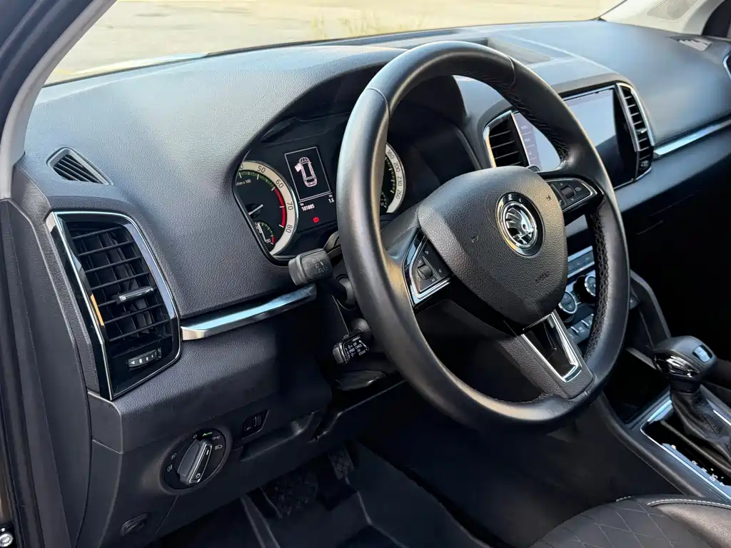 Skoda Karoq — фото 9