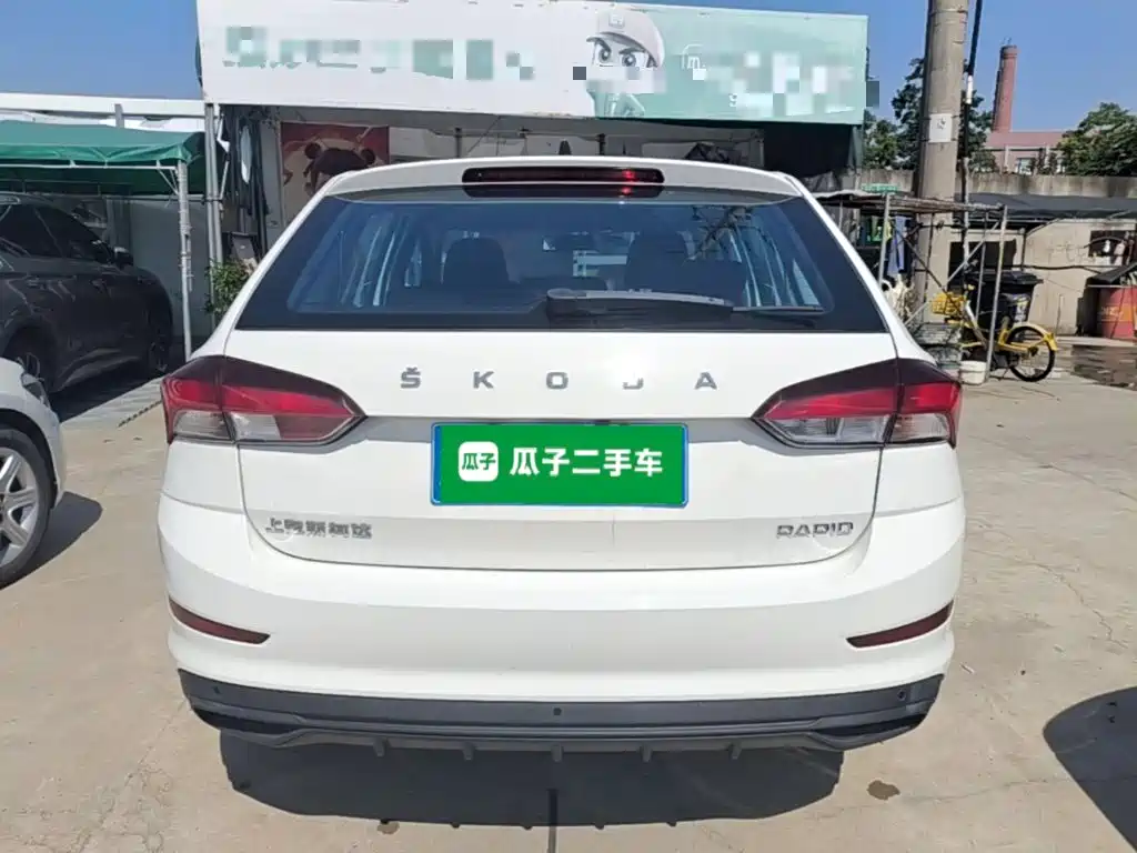 Skoda Rapid Spaceback — фото 6