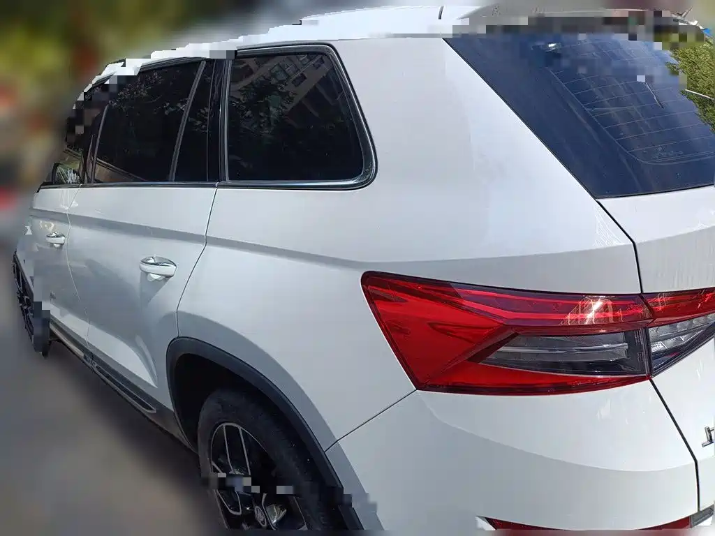 Skoda Kodiaq — фото 4
