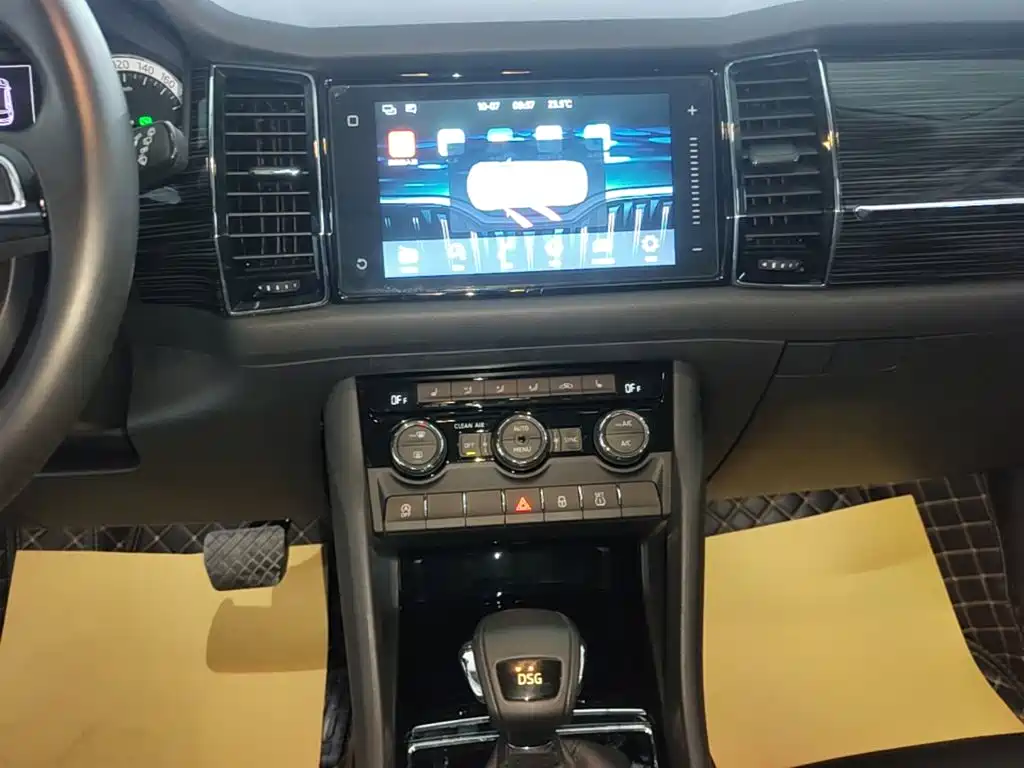 Skoda Kodiaq — фото 13