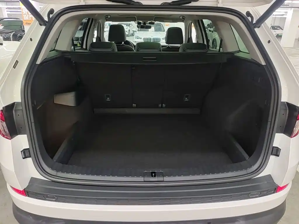 Skoda Kodiaq — фото 19