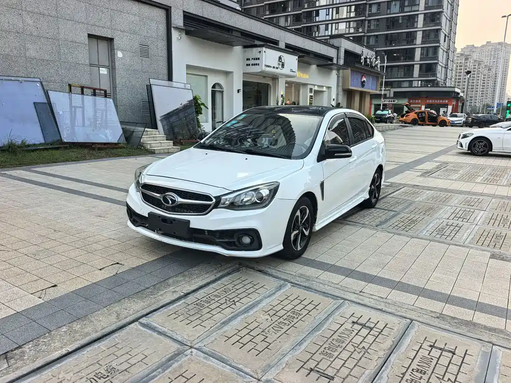 Soueast V5 Lingzhi