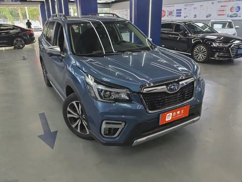Subaru Forester — фото 2