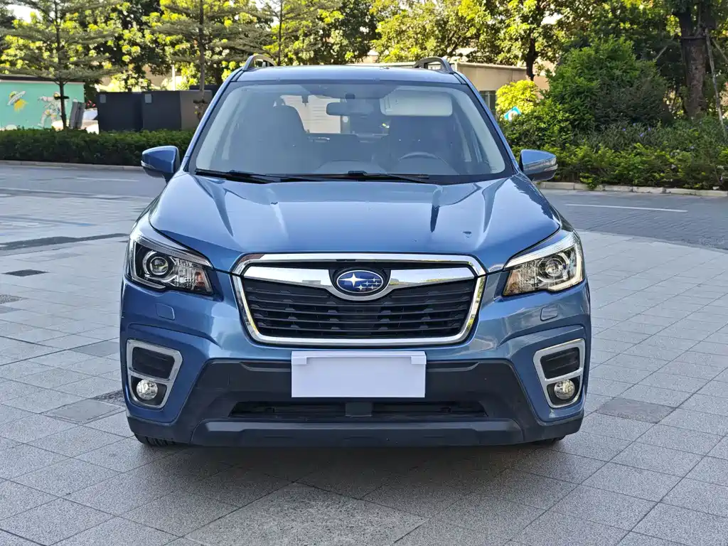 Subaru Forester — фото 2