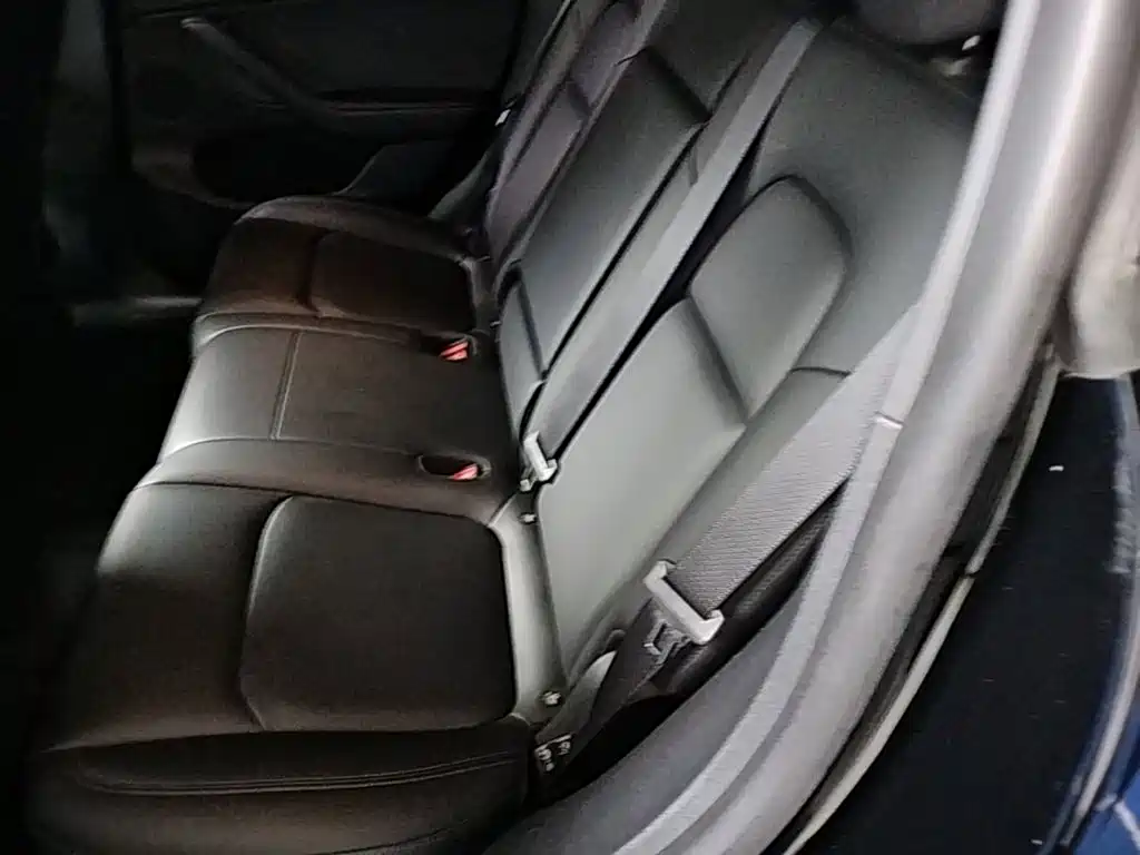 Tesla Model Y — фото 22