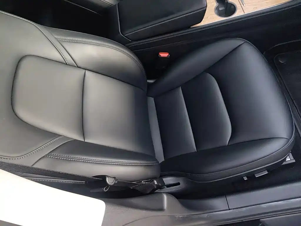 Tesla Model 3 — фото 20