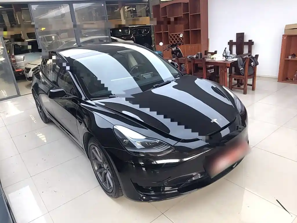Tesla Model 3 — фото 22