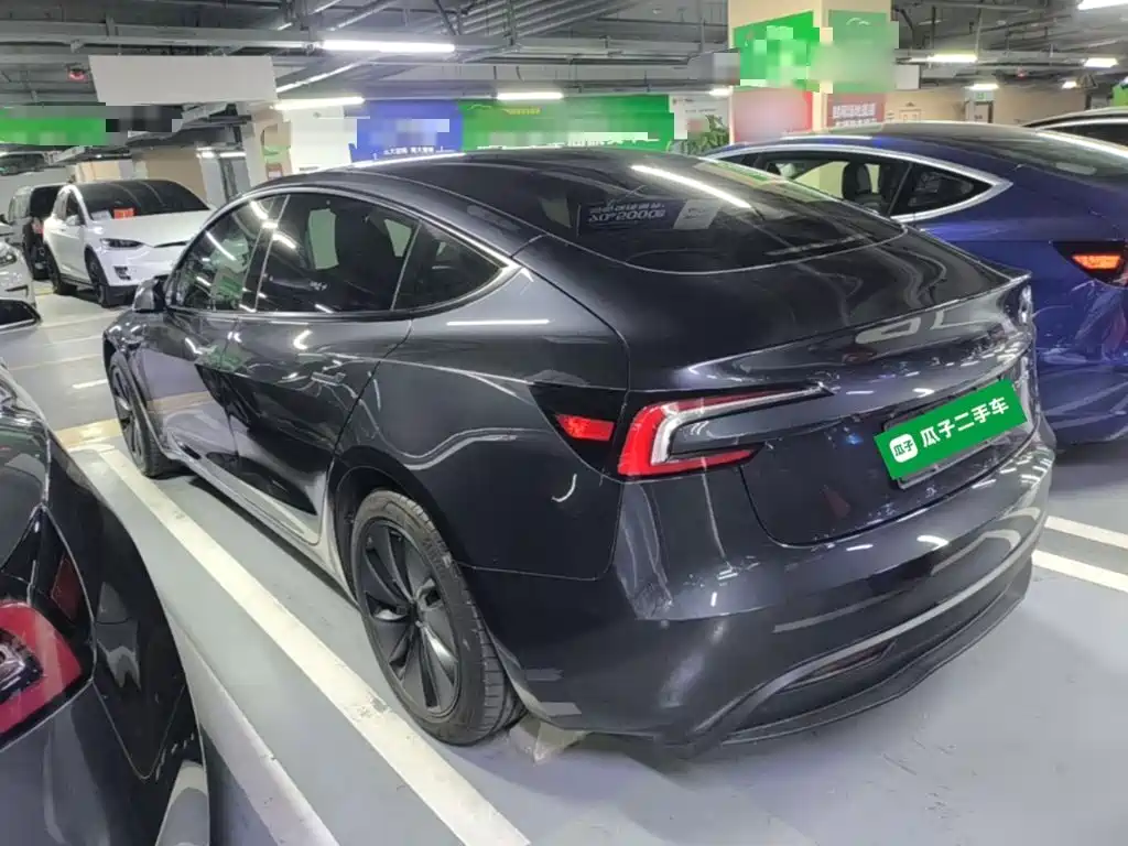 Tesla Model 3 — фото 5