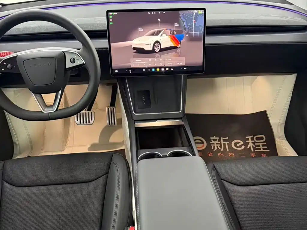 Tesla Model Y — фото 9