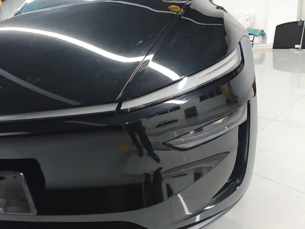 Tesla Model Y — фото 24