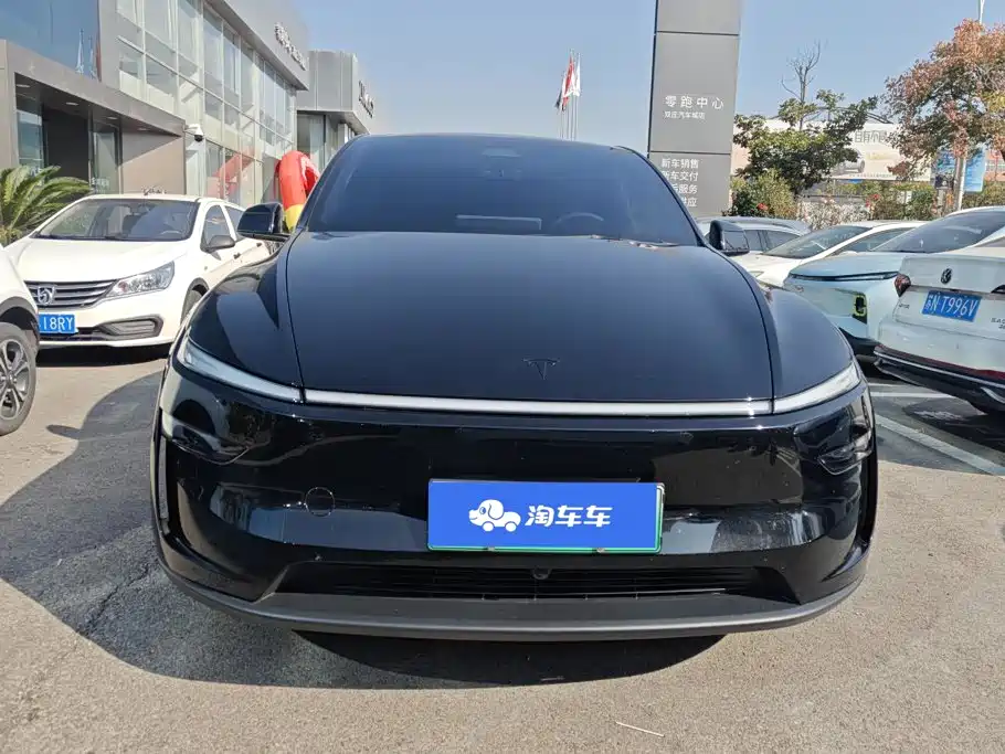 Tesla Model Y — фото 2