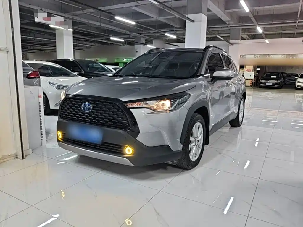 Toyota Corolla Cross — фото 2