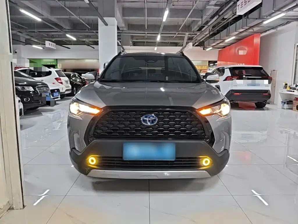 Toyota Corolla Cross — фото 3