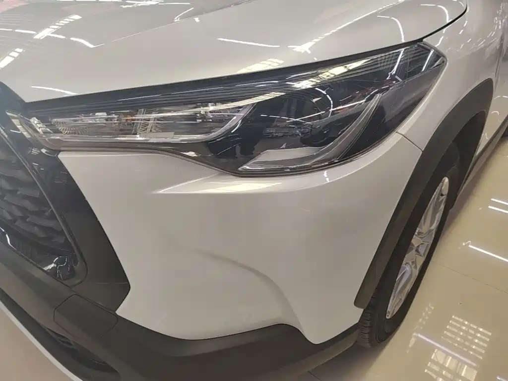 Toyota Corolla Cross — фото 24