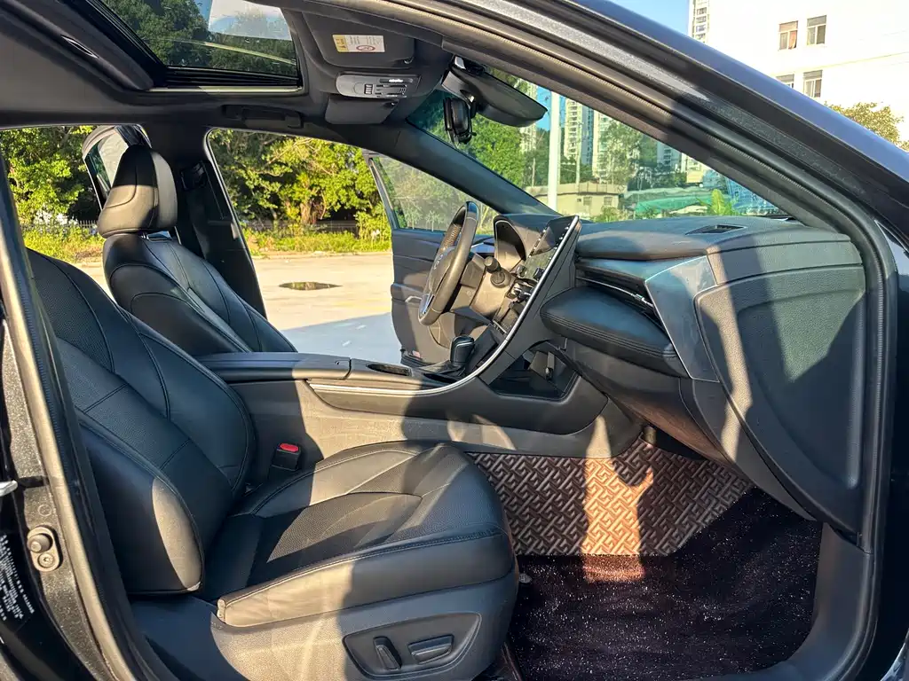 Toyota Avalon — фото 10