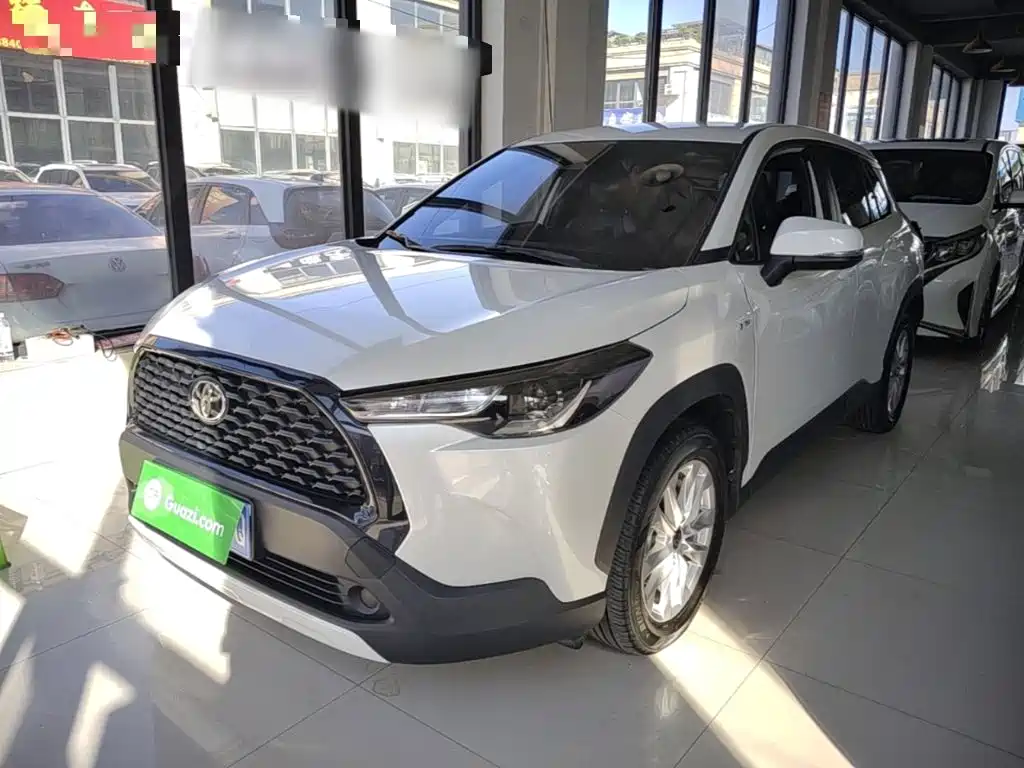 Toyota Corolla Cross — фото 2